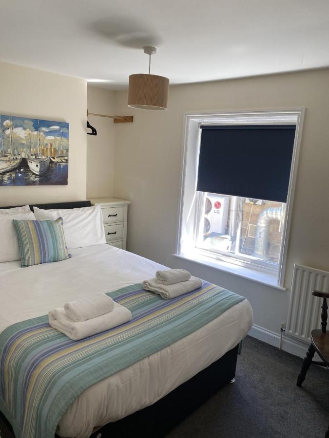 The Pier Inn Whitby Bagian luar foto