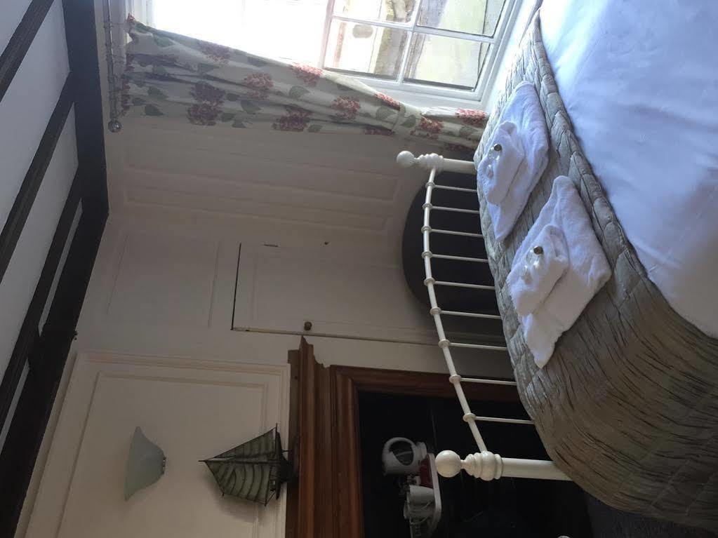The Pier Inn Whitby Bagian luar foto
